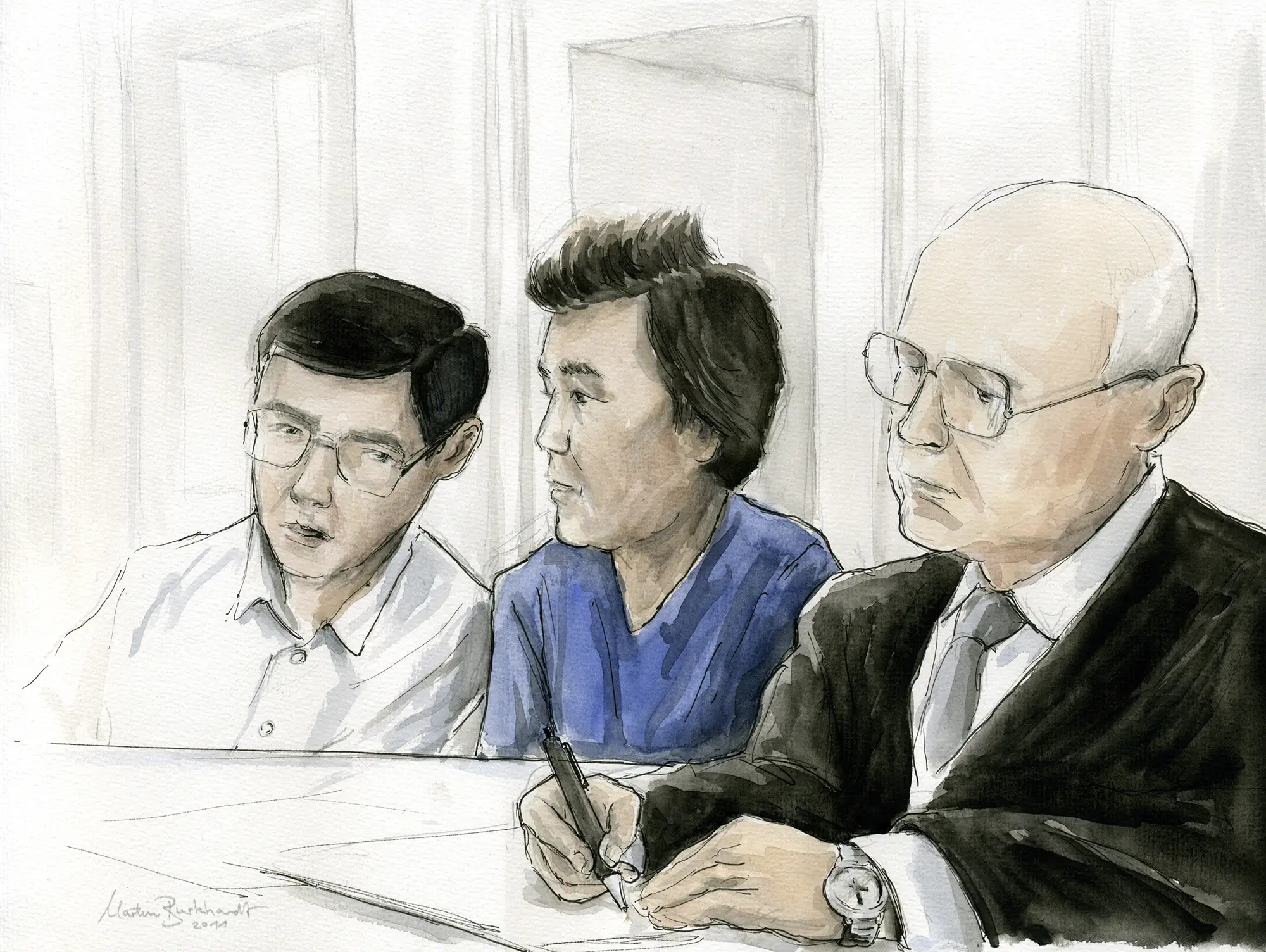 Gerichtszeichnung Mordprozess Karlsruhe 2011 - Angeklagter mit Anwalt und Dolmetscher - Gerichtszeichner Martin Burkhardt